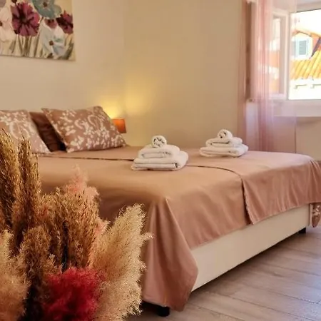Stradun In The Heart Of Old Apartment *